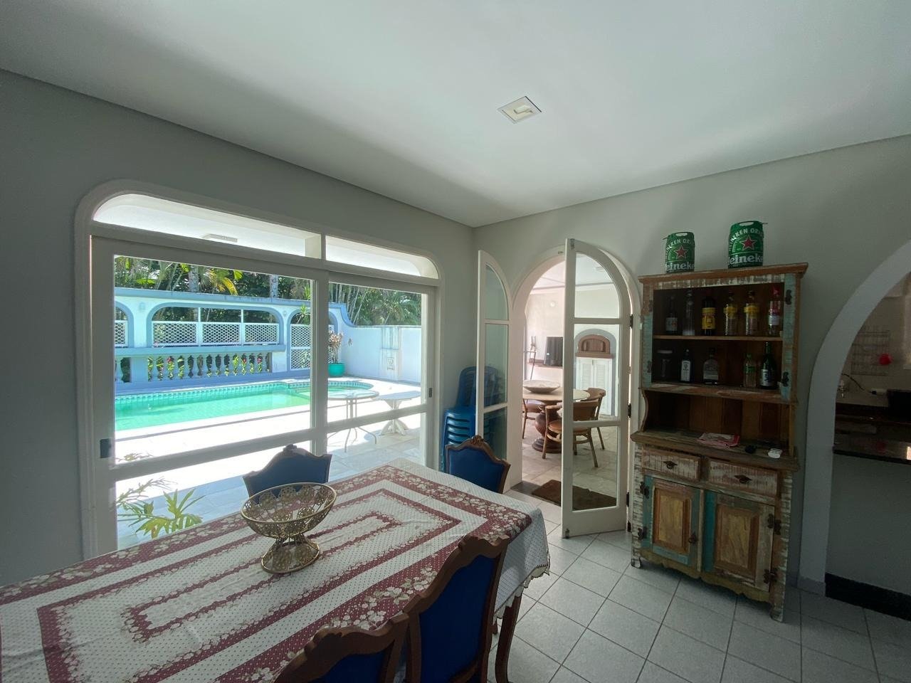 Casa de Condomínio para alugar com 4 quartos, 492m² - Foto 13