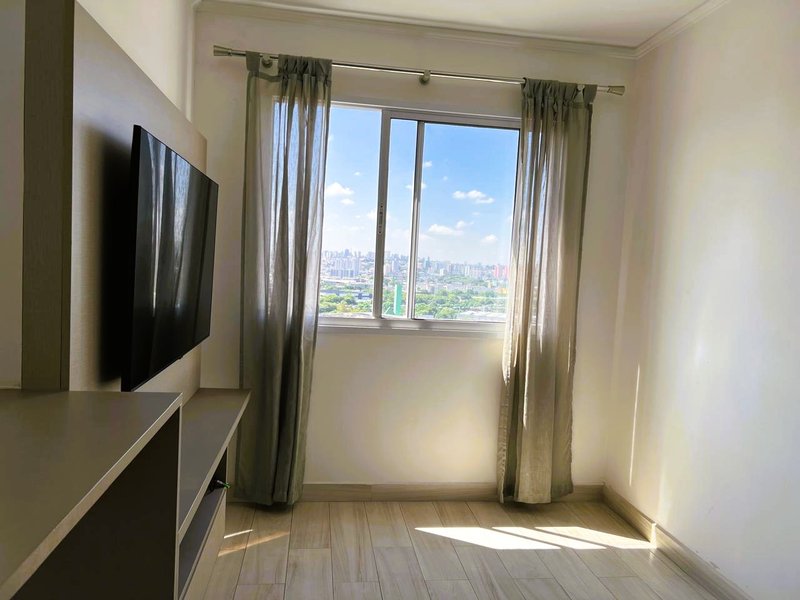 VENDE-SE APARTAMENTO 31m² ANDAR ALTO  PLANEJADOS QUARTO SALA E COZINHA Rua Torres da Barra São Paulo - 