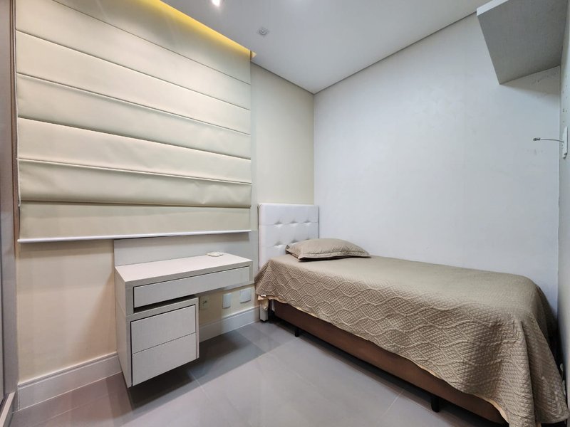 VENDE-SE APT – CHÁCARA SANTO ANTÔNIO - PRONTO PARA MORAR - 93m2 Rua Henri Dunant São Paulo - 