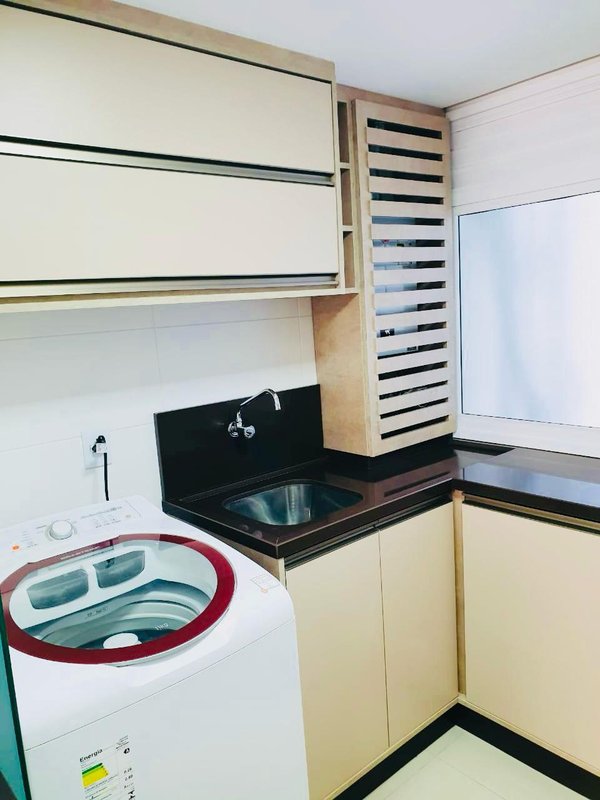 Apartamento 3Dormitórios 132m²  Passo da Areia Porto Alegre/RS Rua Acélio Daudt Porto Alegre - 