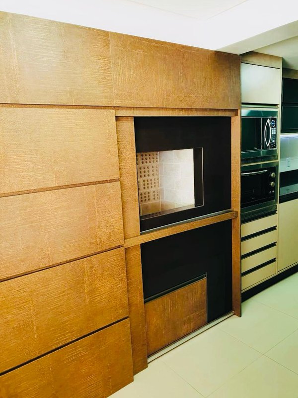 Apartamento 3Dormitórios 132m²  Passo da Areia Porto Alegre/RS Rua Acélio Daudt Porto Alegre - 