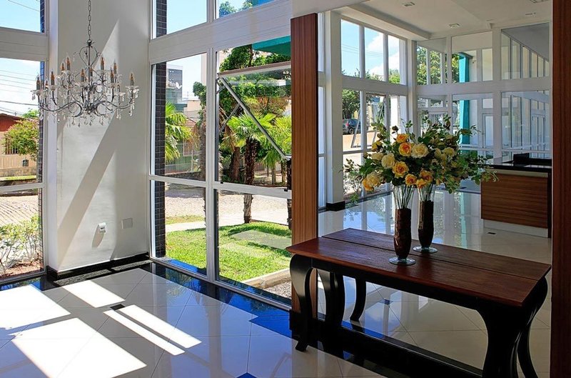 Apartamento 3Dormitórios 132m²  Passo da Areia Porto Alegre/RS Rua Acélio Daudt Porto Alegre - 