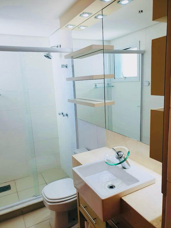 Apartamento 3Dormitórios 132m²  Passo da Areia Porto Alegre/RS Rua Acélio Daudt Porto Alegre - 