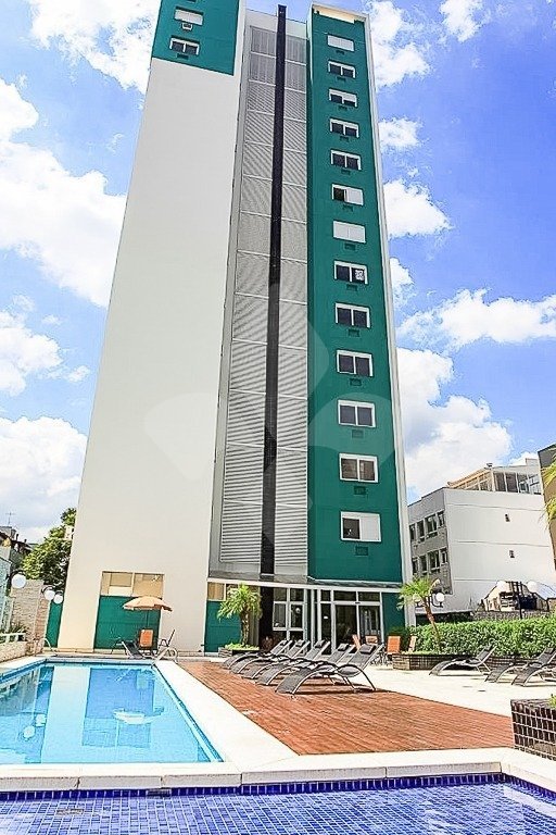 Apartamento 3Dormitórios 132m²  Passo da Areia Porto Alegre/RS Rua Acélio Daudt Porto Alegre - 