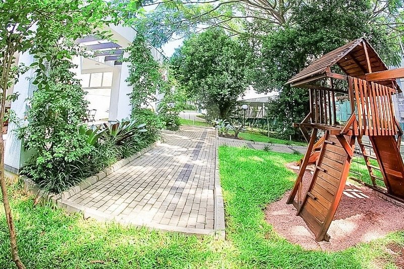 Apartamento 3Dormitórios 132m²  Passo da Areia Porto Alegre/RS Rua Acélio Daudt Porto Alegre - 