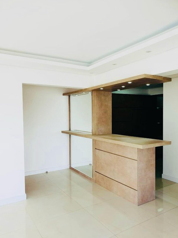 Apartamento 3Dormitórios 132m²  Passo da Areia Porto Alegre/RS Rua Acélio Daudt Porto Alegre - 