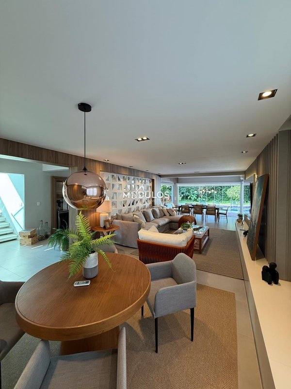Propriedade minimalista em local nobre com 6 suítes  à venda, 470 m² por R$ 5.900.000,00 Passeio Carvalho Bertioga - 