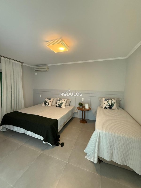 Propriedade minimalista em local nobre com 6 suítes  à venda, 470 m² por R$ 5.900.000,00 Passeio Carvalho Bertioga - 