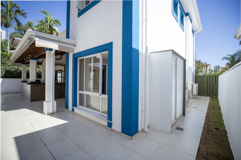 Casa à Venda Condominio Terra Brasilis Rua Cezário Gonçalves Ribeirão Preto - 