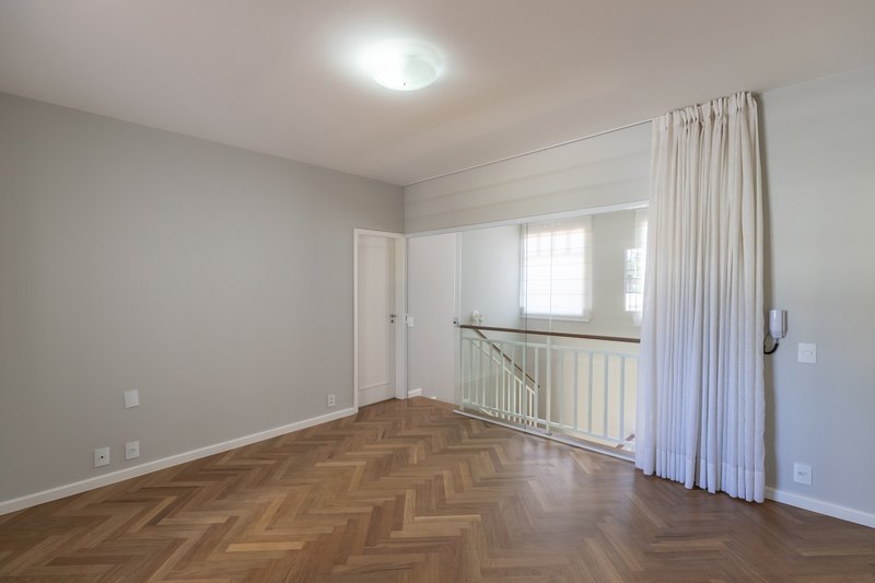 Casa à Venda Condominio Terra Brasilis Rua Cezário Gonçalves Ribeirão Preto - 