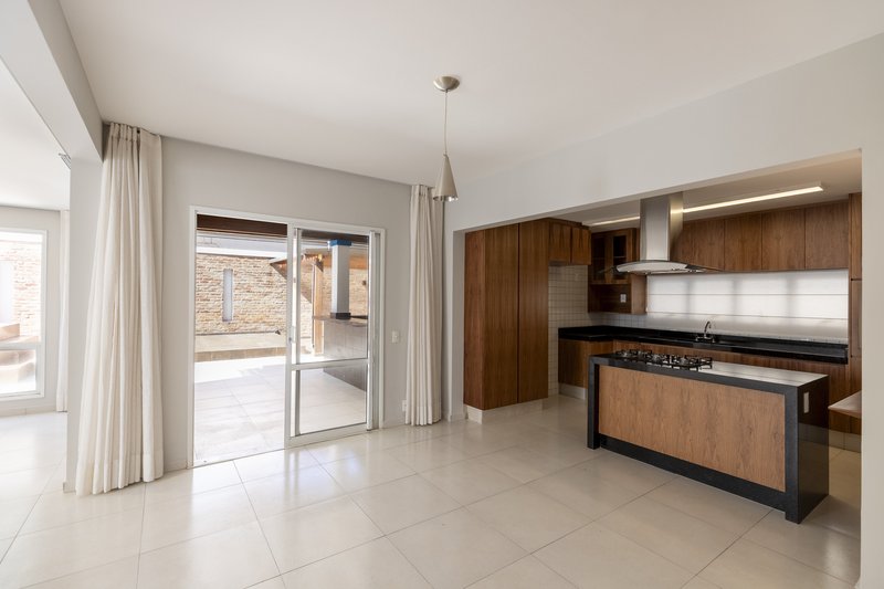 Casa à Venda Condominio Terra Brasilis Rua Cezário Gonçalves Ribeirão Preto - 