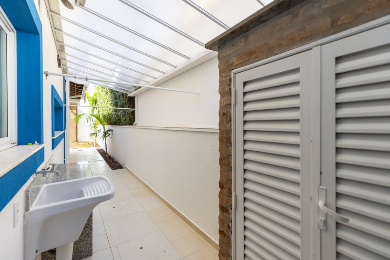 Casa à Venda Condominio Terra Brasilis Rua Cezário Gonçalves Ribeirão Preto - 