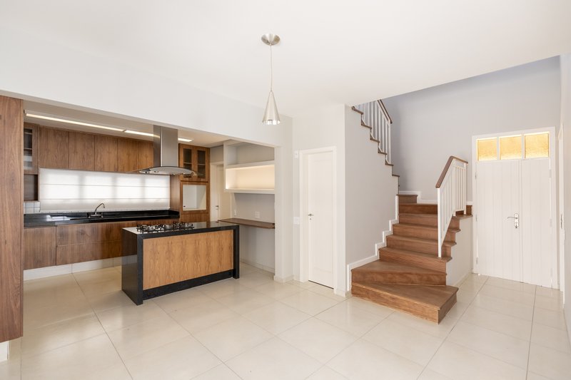 Casa à Venda Condominio Terra Brasilis Rua Cezário Gonçalves Ribeirão Preto - 