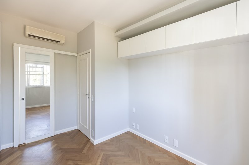 Casa à Venda Condominio Terra Brasilis Rua Cezário Gonçalves Ribeirão Preto - 