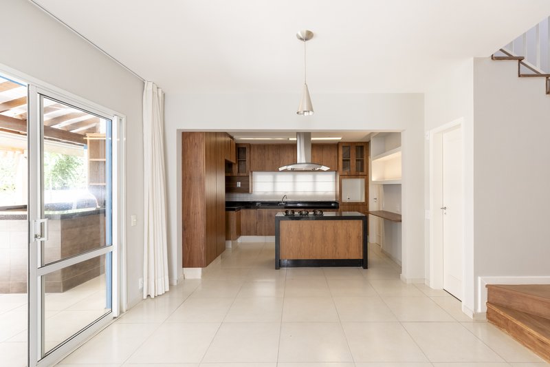 Casa à Venda Condominio Terra Brasilis Rua Cezário Gonçalves Ribeirão Preto - 