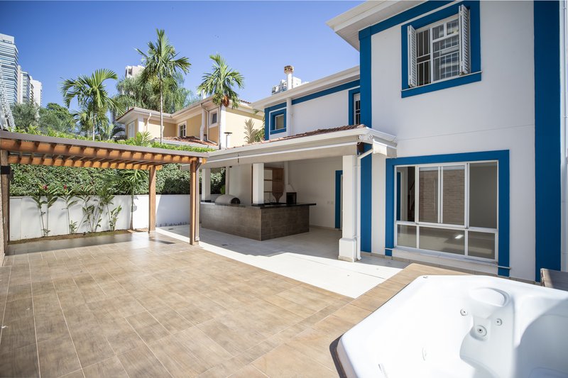 Casa à Venda Condominio Terra Brasilis Rua Cezário Gonçalves Ribeirão Preto - 