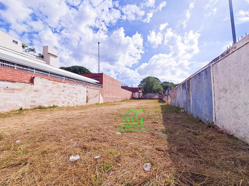 Terreno à Venda, 639,23 m² por R$ 890.000 - Limeira - 