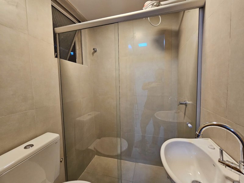 APARTAMENTO 2 SUÍTES LAVABO GABINETE  GARAGEM REFORMADO ELEVADOR À VENDA NA GRAÇA! Rua Rita de Cássia Salvador - 