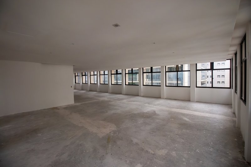 ALUGA-SE Conjunto Comercial na Vila Olímpia – 230 m², Vão Livre, 5 Vagas e Infraestrutura Rua Pequetita São Paulo - 
