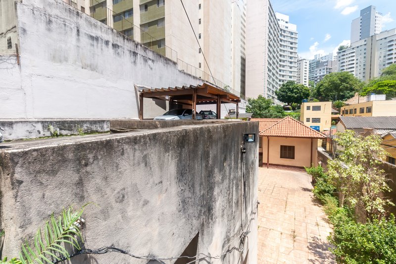 VENDE-SE TERRENO a poucos metros da Avenida Paulista — 357 m² - FRENTE 11,9M Rua Almirante Marques de Leão São Paulo - 