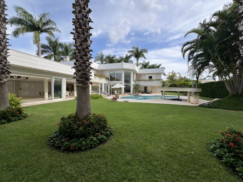 CASA DE LUXO MOBILIADA E DECORADA Setor 2 Casa 1 Araçoiaba da Serra - 