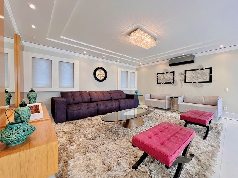 CASA DE LUXO MOBILIADA E DECORADA Setor 2 Casa 1 Araçoiaba da Serra - 