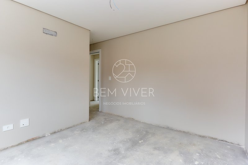 Casa de esquina alto padrão, 185m2, 3 suítes, 04vagas, área externa/terraço Joaquim Augusto Andrade Curitiba - 