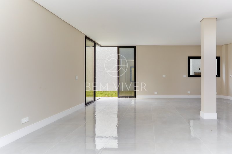 Casa alto padrão 185m2, 3 suítes, 6 vagas, quintal 85m, terraço, Jardim Américas Joaquim Augusto Andrade Curitiba - 