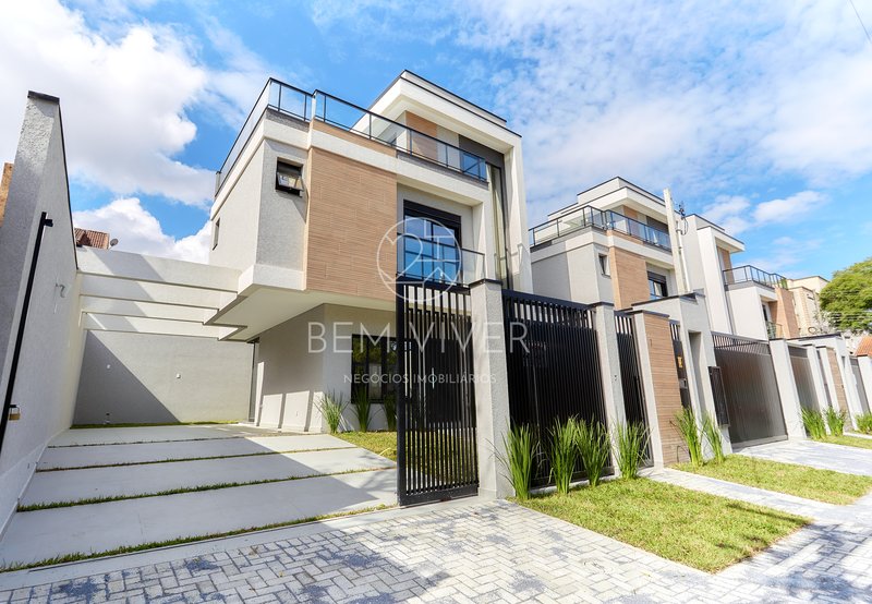 Casa alto padrão 185m2, 3 suítes, 6 vagas, quintal 85m, terraço, Jardim Américas Joaquim Augusto Andrade Curitiba - 