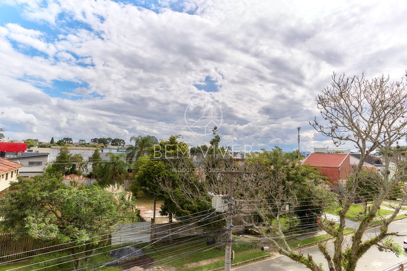 Casa alto padrão 185m2, 3 suítes, 6 vagas, quintal 85m, terraço, Jardim Américas Joaquim Augusto Andrade Curitiba - 