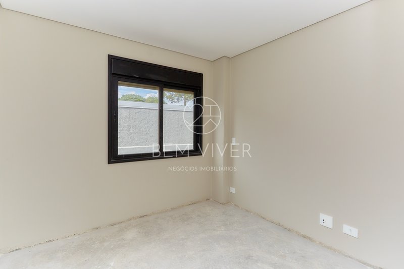Casa alto padrão 185m2, 3 suítes, 6 vagas, quintal 85m, terraço, Jardim Américas Joaquim Augusto Andrade Curitiba - 