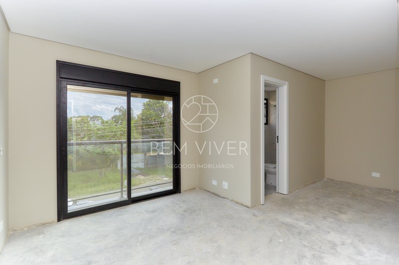 Casa alto padrão 185m2, 3 suítes, 6 vagas, quintal 85m, terraço, Jardim Américas Joaquim Augusto Andrade Curitiba - 