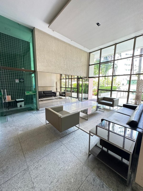 Apartamento à venda com 3 quartos sendo 3 suites, 170m² área útil por R$ 2.100.000,00 Rua Francisco da Cunha Recife - 