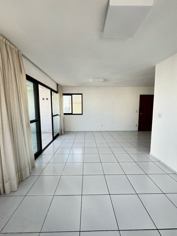 Apartamento à venda com 4 quartos sendo 3 suites, 155m² área útil por R$ 1.390.000,00 Rua Professor Augusto Lins e Silva Recife - 