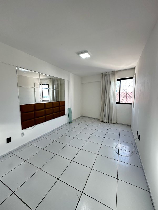 Apartamento à venda com 4 quartos sendo 3 suites, 155m² área útil por R$ 1.390.000,00 Rua Professor Augusto Lins e Silva Recife - 