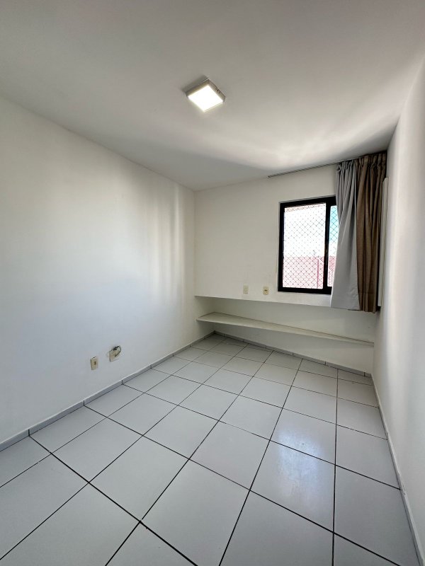 Apartamento à venda com 4 quartos sendo 3 suites, 155m² área útil por R$ 1.390.000,00 Rua Professor Augusto Lins e Silva Recife - 