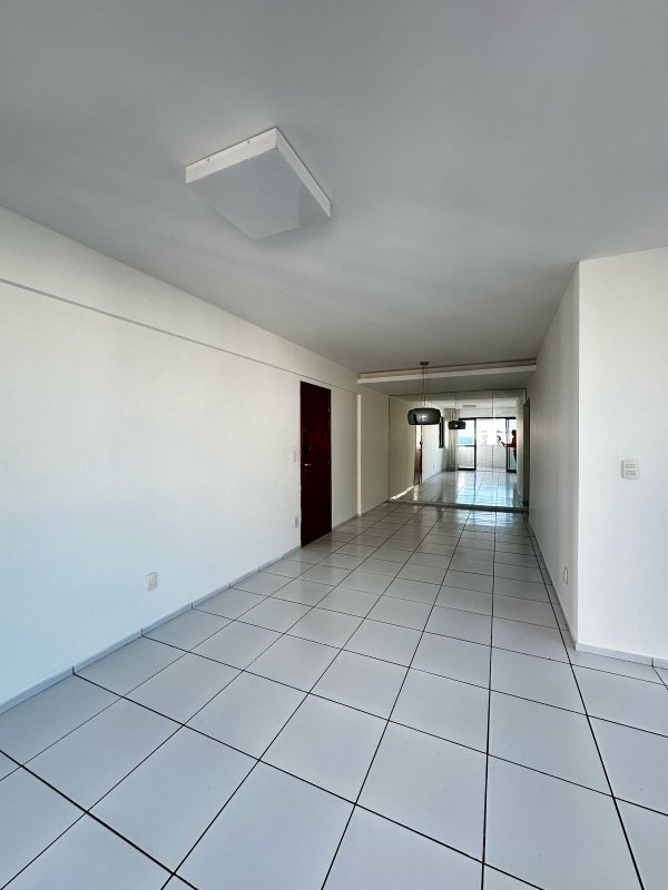 Apartamento à venda com 4 quartos sendo 3 suites, 155m² área útil por R$ 1.390.000,00 Rua Professor Augusto Lins e Silva Recife - 
