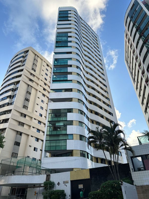 Apartamento à venda com 4 quartos sendo 3 suites, 155m² área útil por R$ 1.390.000,00 Rua Professor Augusto Lins e Silva Recife - 