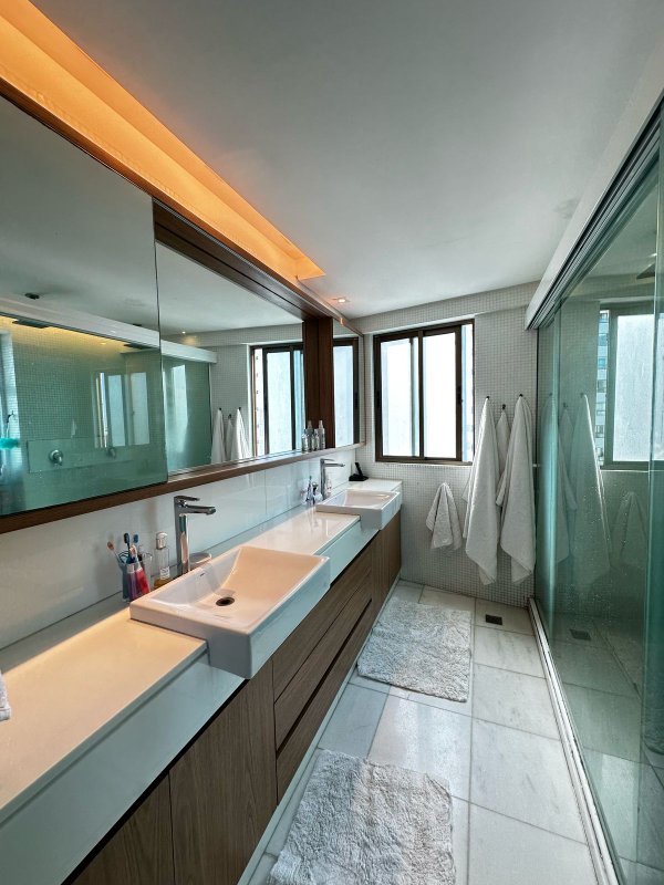 Apartamento à venda com 3 quartos sendo 3 suites, 174m² área útil por R$ 1.900.000,00 Rua Ana Camelo da Silva Recife - 