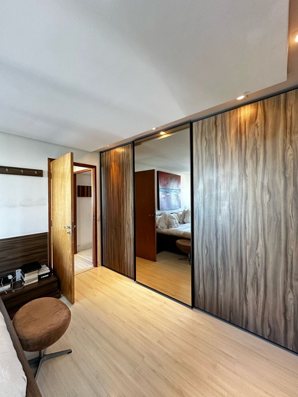 Apartamento à venda com 3 quartos sendo 3 suites, 174m² área útil por R$ 1.900.000,00 Rua Ana Camelo da Silva Recife - 