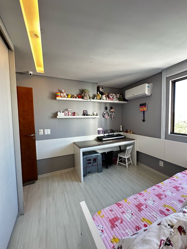 Apartamento à venda com 3 quartos sendo 3 suites, 174m² área útil por R$ 1.900.000,00 Rua Ana Camelo da Silva Recife - 