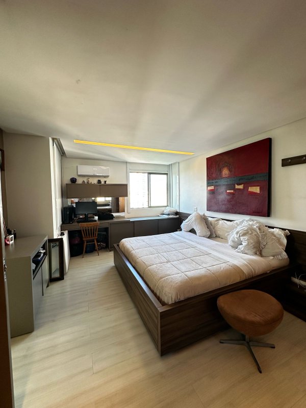 Apartamento à venda com 3 quartos sendo 3 suites, 174m² área útil por R$ 1.900.000,00 Rua Ana Camelo da Silva Recife - 