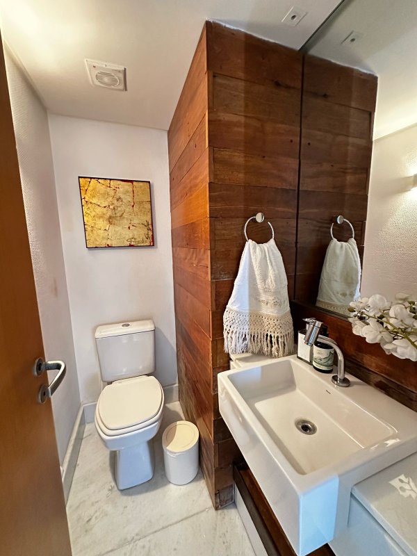 Apartamento à venda com 3 quartos sendo 3 suites, 174m² área útil por R$ 1.900.000,00 Rua Ana Camelo da Silva Recife - 