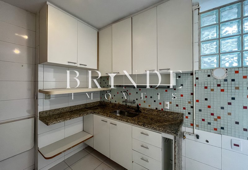 Apartamento de 3 Quartos à venda em Laranjeiras com vista para o Pão de Açúcar Rua Pereira da Silva Rio de Janeiro - 