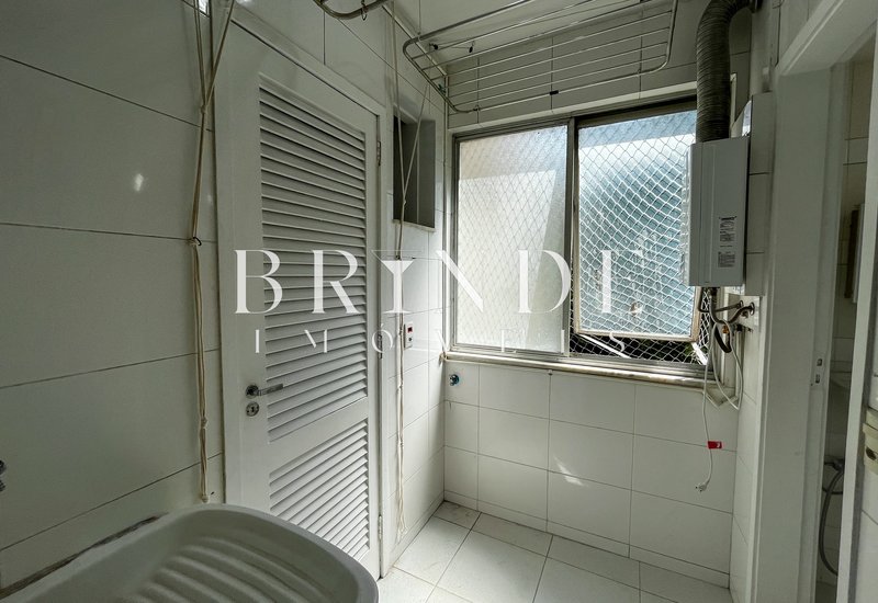 Apartamento de 3 Quartos à venda em Laranjeiras com vista para o Pão de Açúcar Rua Pereira da Silva Rio de Janeiro - 