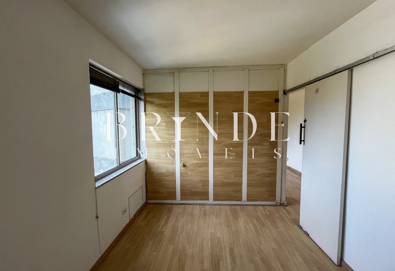 Apartamento de 3 Quartos à venda em Laranjeiras com vista para o Pão de Açúcar Rua Pereira da Silva Rio de Janeiro - 