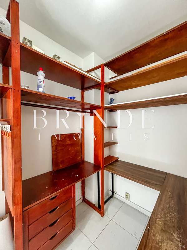 Apartamento de 3 Quartos à venda em Laranjeiras com vista para o Pão de Açúcar Rua Pereira da Silva Rio de Janeiro - 