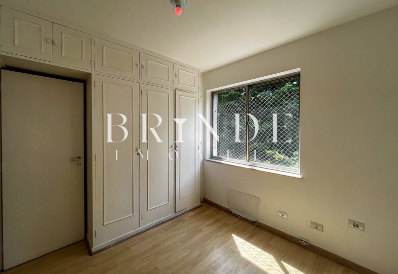 Apartamento de 3 Quartos à venda em Laranjeiras com vista para o Pão de Açúcar Rua Pereira da Silva Rio de Janeiro - 