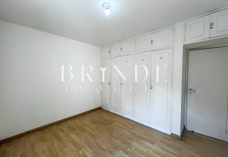 Apartamento de 3 Quartos à venda em Laranjeiras com vista para o Pão de Açúcar Rua Pereira da Silva Rio de Janeiro - 