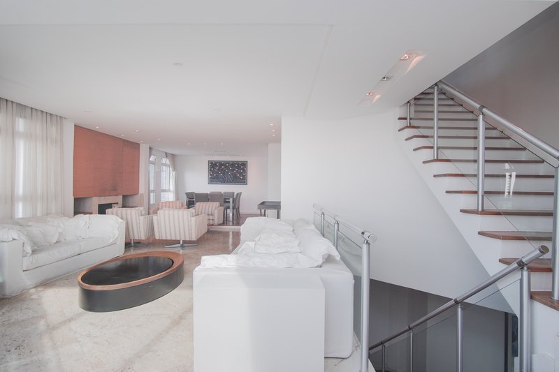 TRIPLEX NO MORUMBI - São Paulo - 